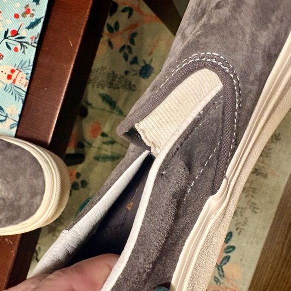 Rare Vans Charcoal Suede Slip-On Loafers - Picture 4 of 5